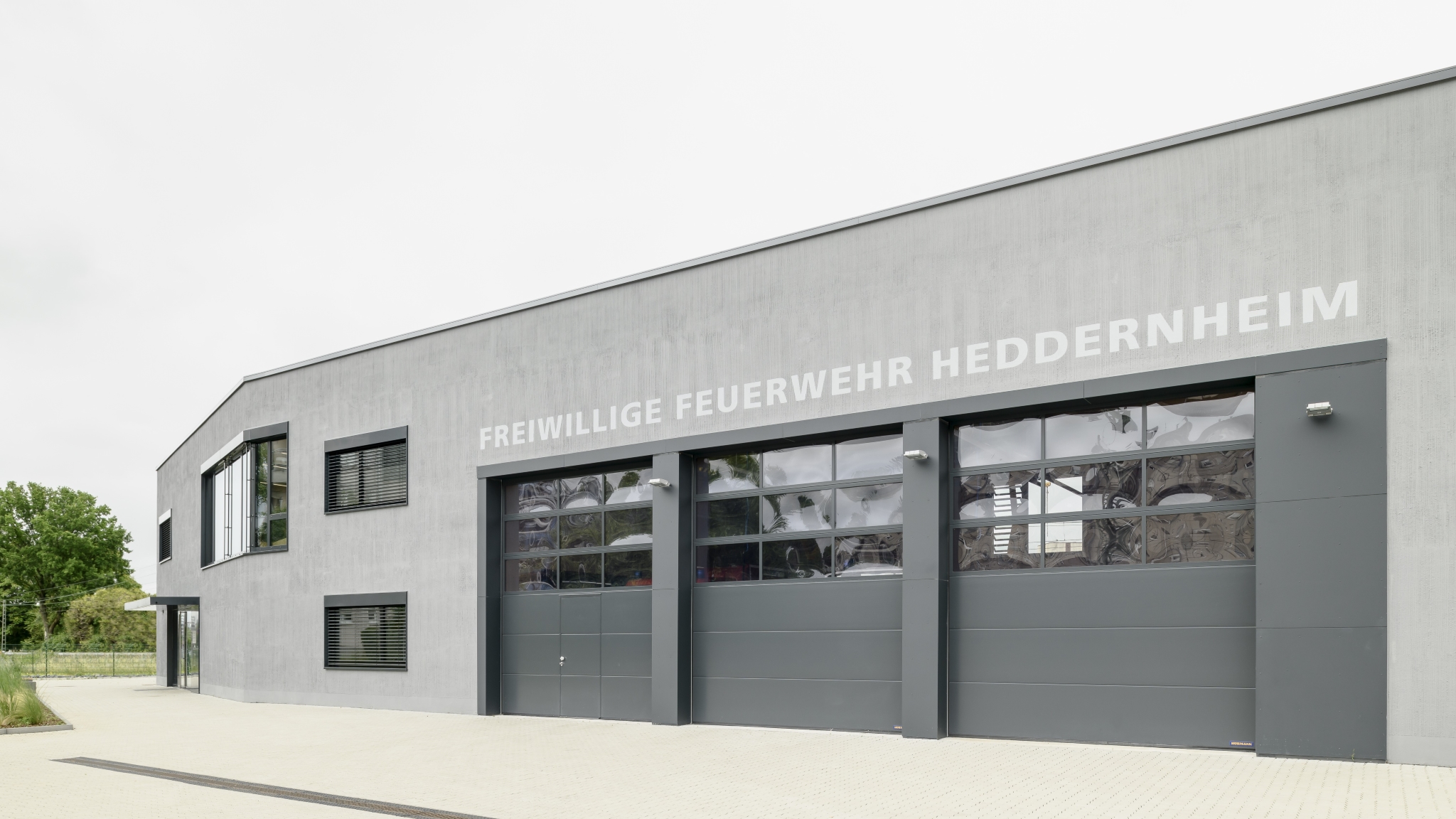 Gerätehaus der Freiwilligen Feuerwehr Heddernheim | Neubau 2020 | © Kölling Architekten Part GmbB | Foto © Moritz Bernoully